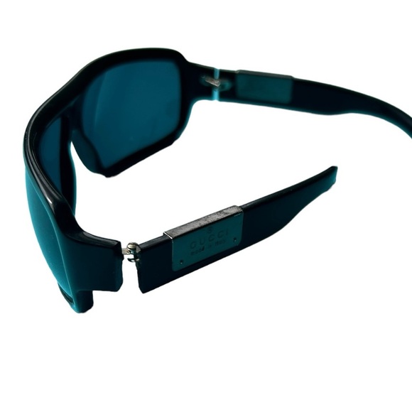 Gucci black sunglasses | Gucci black summer shades - Picture 3 of 8